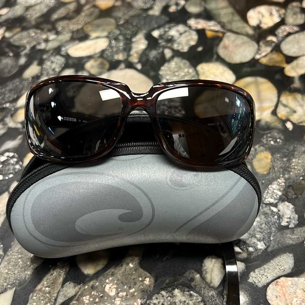 Costa ladies Isabela sunglasses